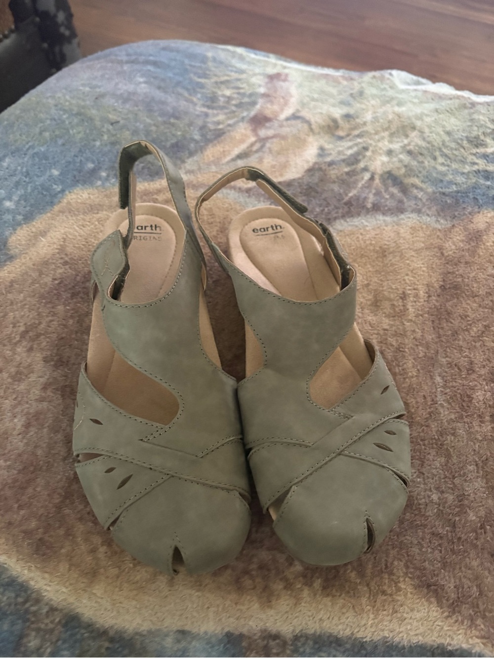 Earth Origins Olive Green Cutout Slingback Sandals